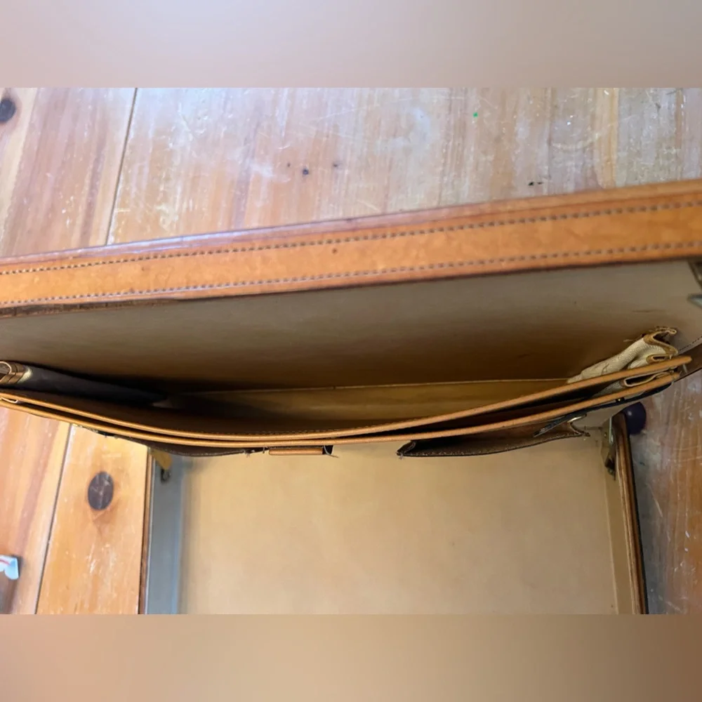 Hartmann Belting Leather Attaché - Picture 5 of 6